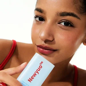 Newyuo™ Sun Stick for Face - SPF 50 Broad Spectrum Matte Finish
