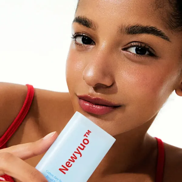 Newyuo™ Sun Stick for Face - SPF 50 Broad Spectrum Matte Finish