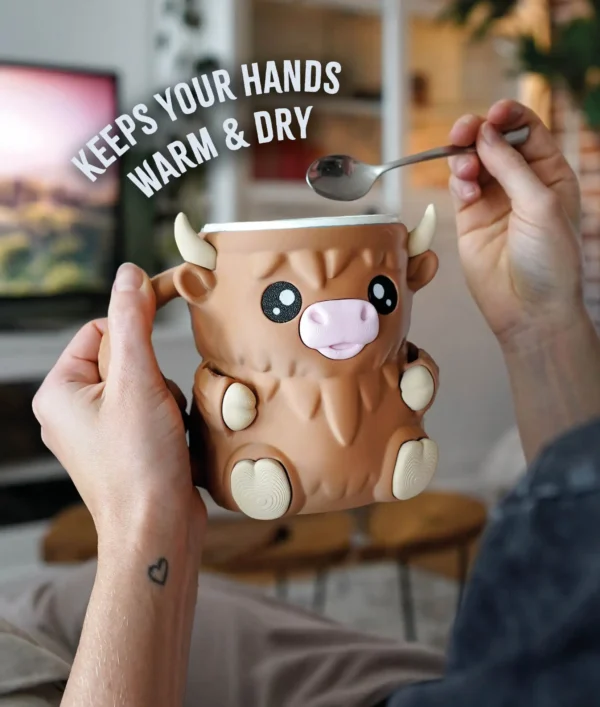 Newyuo  Brings You the Highland Cow That Hugs Your Ice Cream 🍦