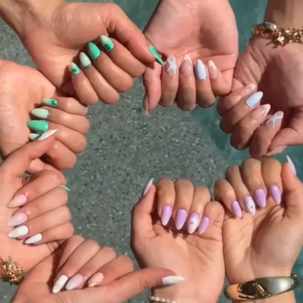 Newyuo Siren's Cove Press On Nail Set — Ocean-inspired Collection