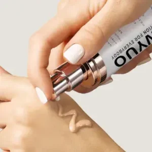 Newyuo™ Foundation – Age-Defying Coverage Meets Skincare Power